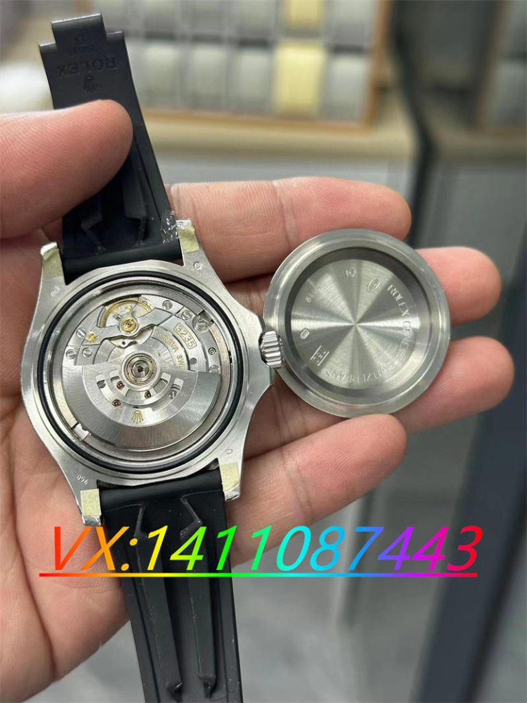 地表最強:VS廠勞力士復刻表搭載丹東3235機芯