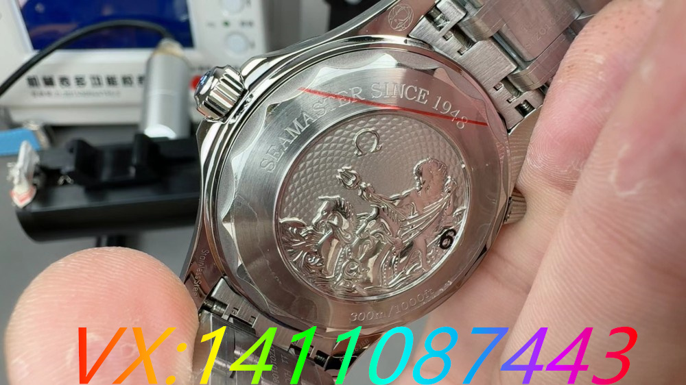 VS廠歐米茄海馬300米冰藍(lán)面搭配8800機(jī)芯細(xì)節(jié)評(píng)測(cè)