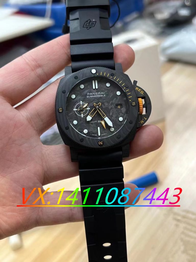 VS廠沛納海1324碳纖維搭配9011機芯細節(jié)做工評測