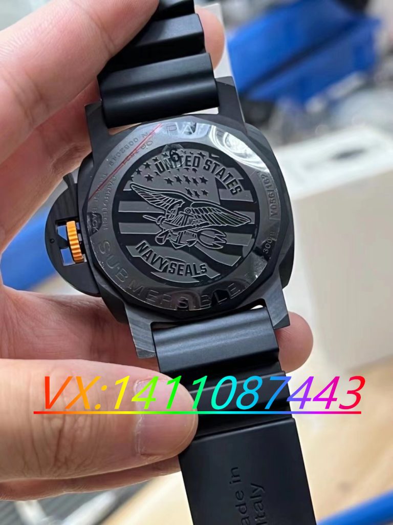VS廠沛納海1324碳纖維搭配9011機芯細節(jié)做工評測