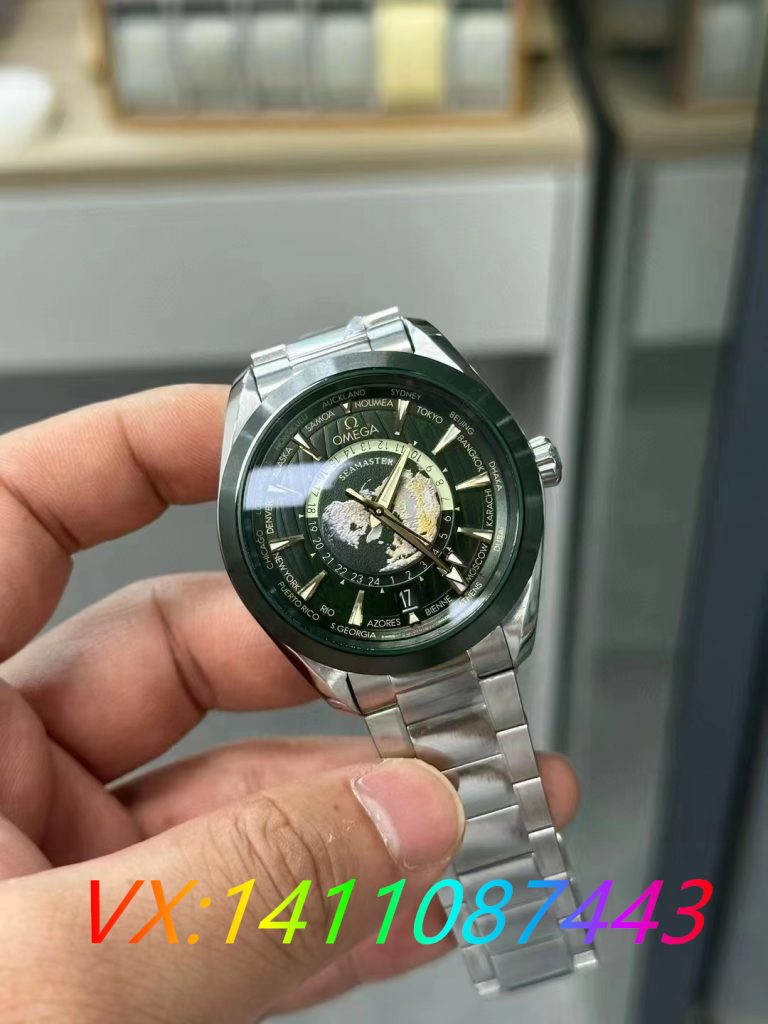 VS廠海馬150m世界時(shí)墨綠面做工怎么樣?