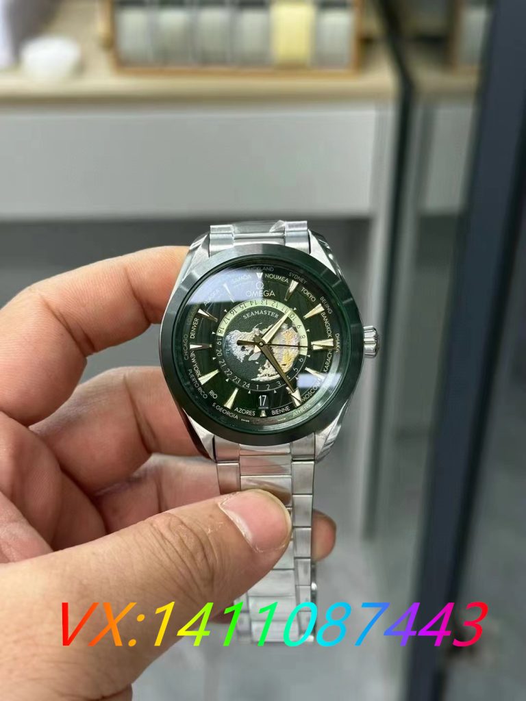 VS廠海馬150m世界時(shí)墨綠面做工怎么樣?