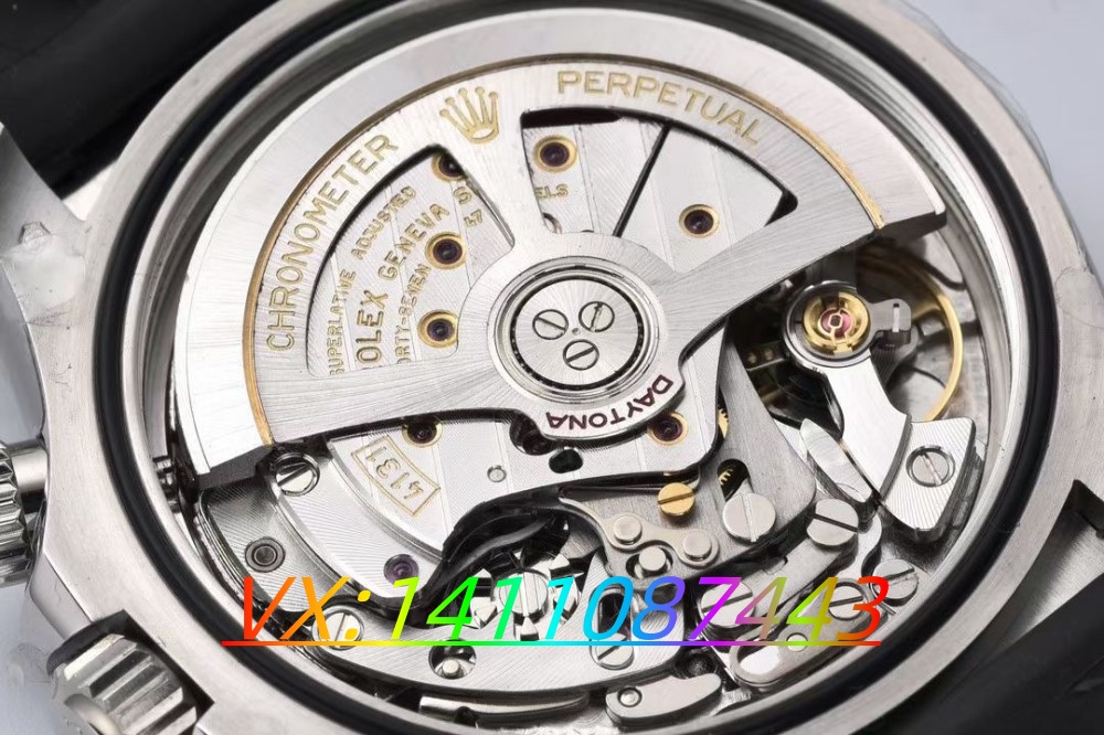 C廠勞力士熊貓迪通拿煥新登場(chǎng)搭載上海4131機(jī)芯