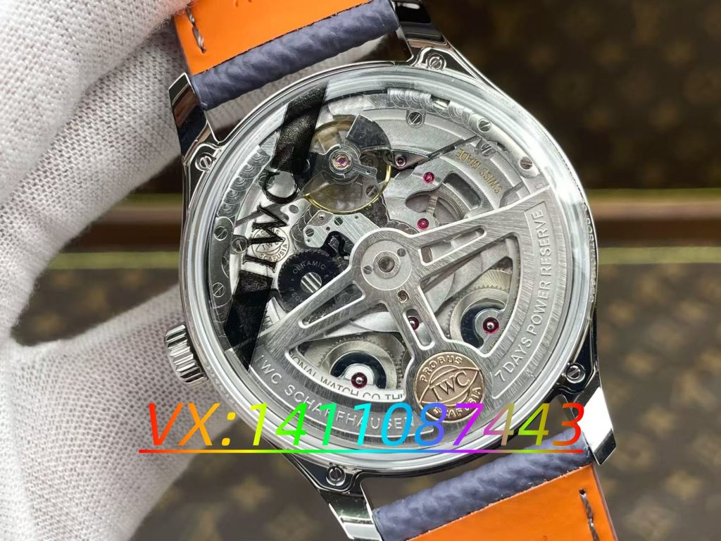 APS新品全新萬國(guó)葡萄牙七日鏈評(píng)測(cè):經(jīng)典再升級(jí)?