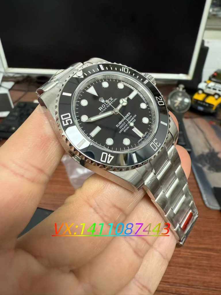 經典再續,實力復刻:VS廠40無歷黑水鬼(丹東 3130 機芯)深度評測?